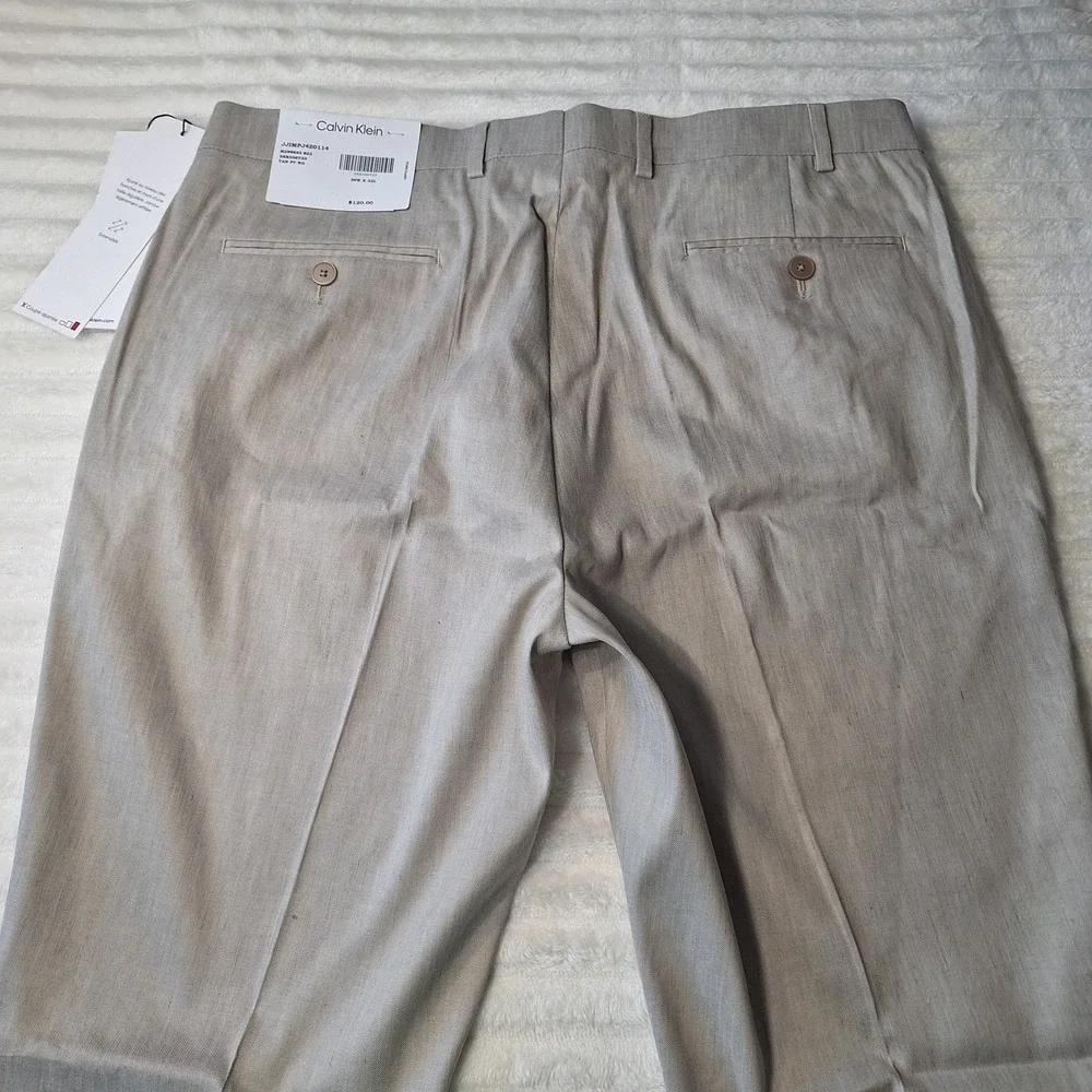 Calvin Klein Mens Slim fit Stretch Dress Pants  Mens 36X32 Oatmeal Linen Blend